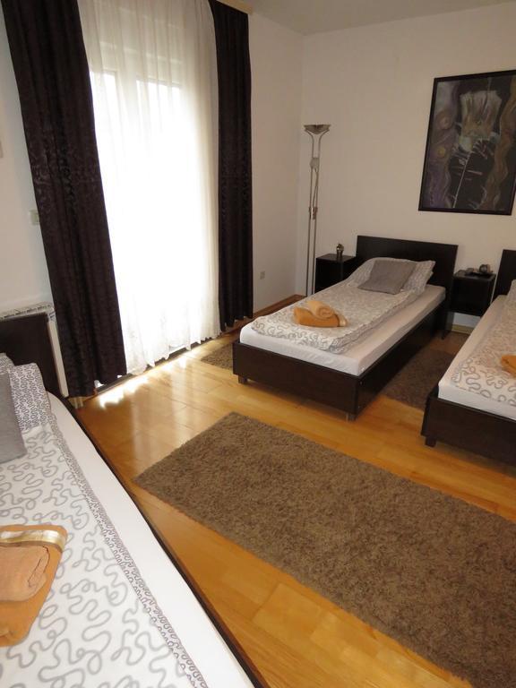 Elite Guest House โมสตาร์ ภายนอก รูปภาพ